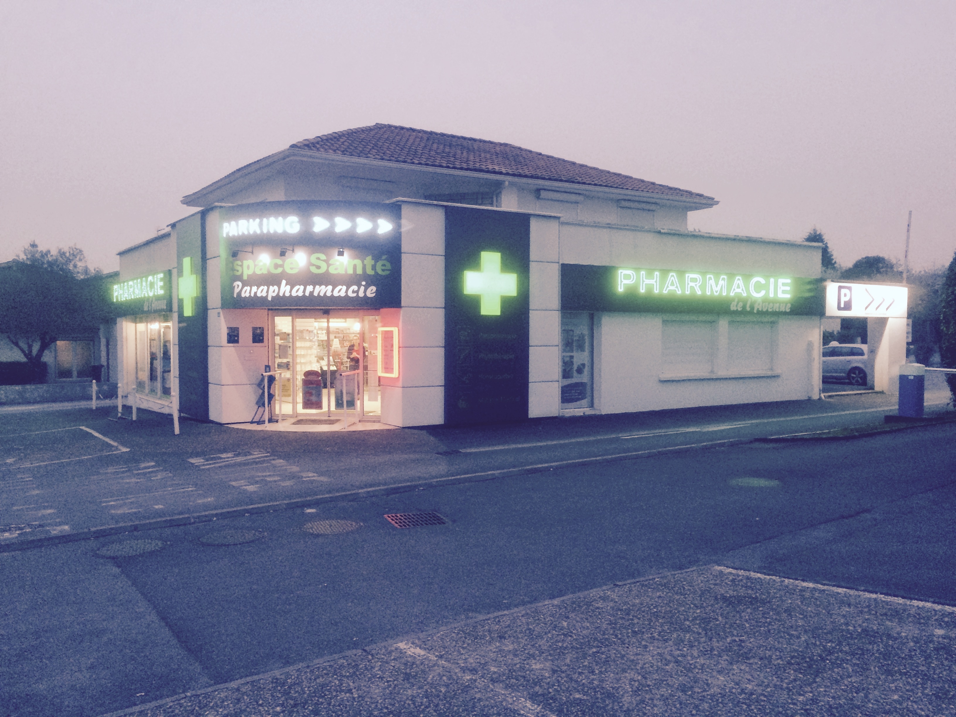 Pharmacie De L' Avenue | C à Cenon